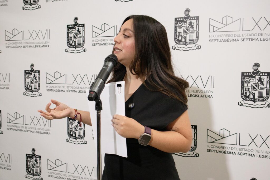 818c9702-9e5e-49eb-bbc3-26a187cc79e1