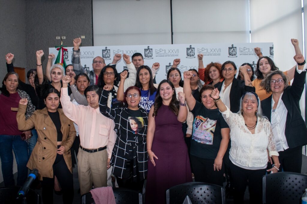 977fd734-1239-4416-a856-d58644552128