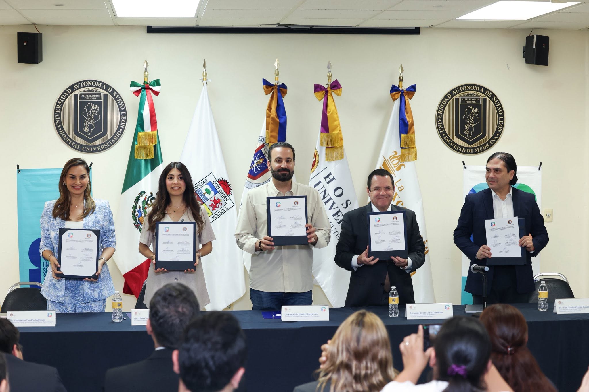 Firman San Pedro y HU convenio para reconstrucciones mamarias a sampetrinas