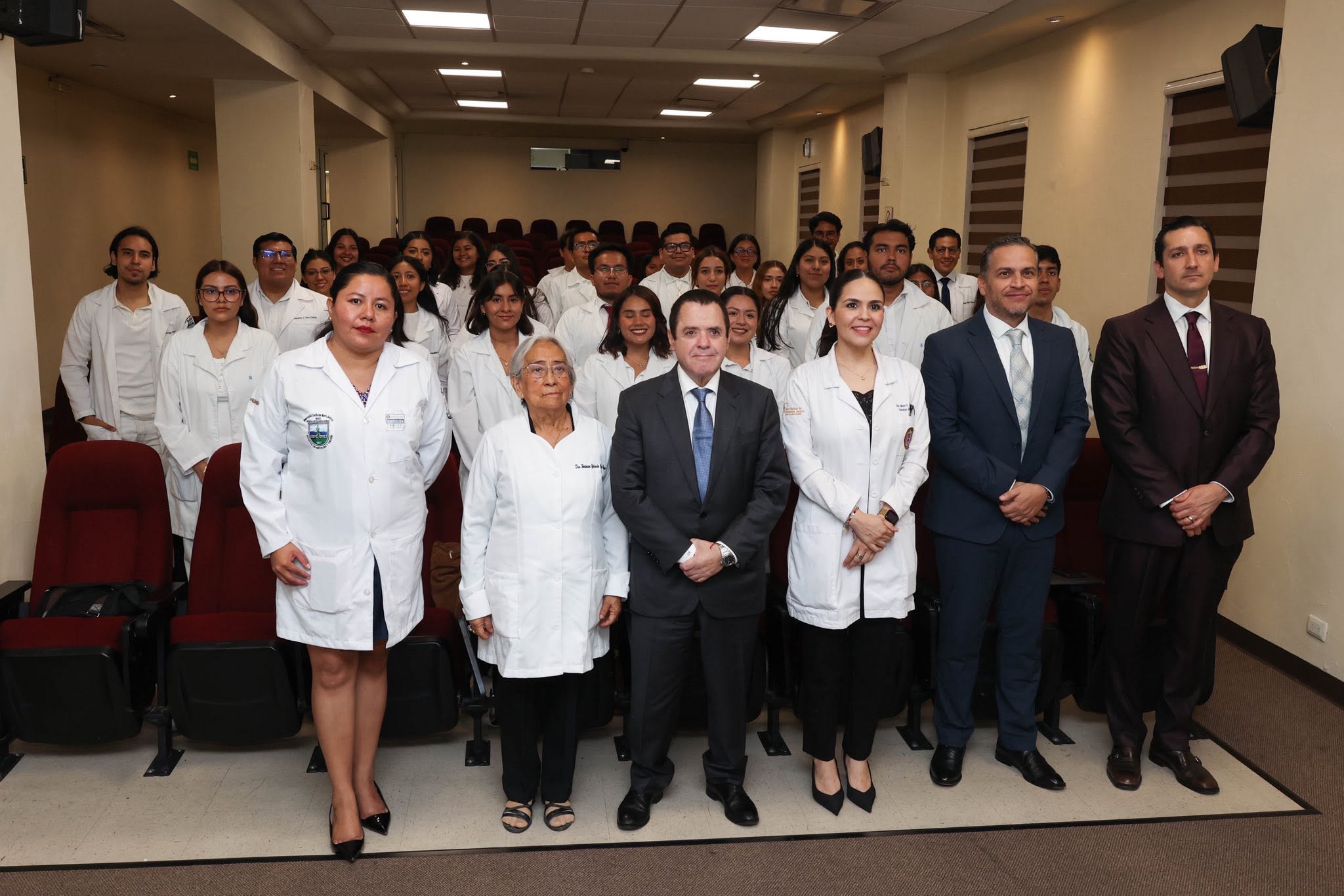 Facultad de Medicina y HU dan bienvenida a estudiantes de la UABJO