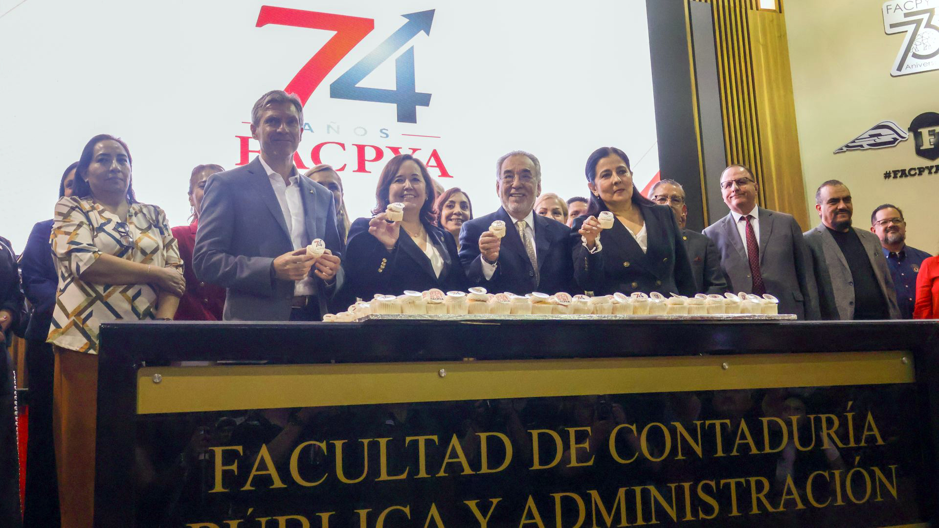 Recuerda FACPYA legado de fundador en 74 Aniversario